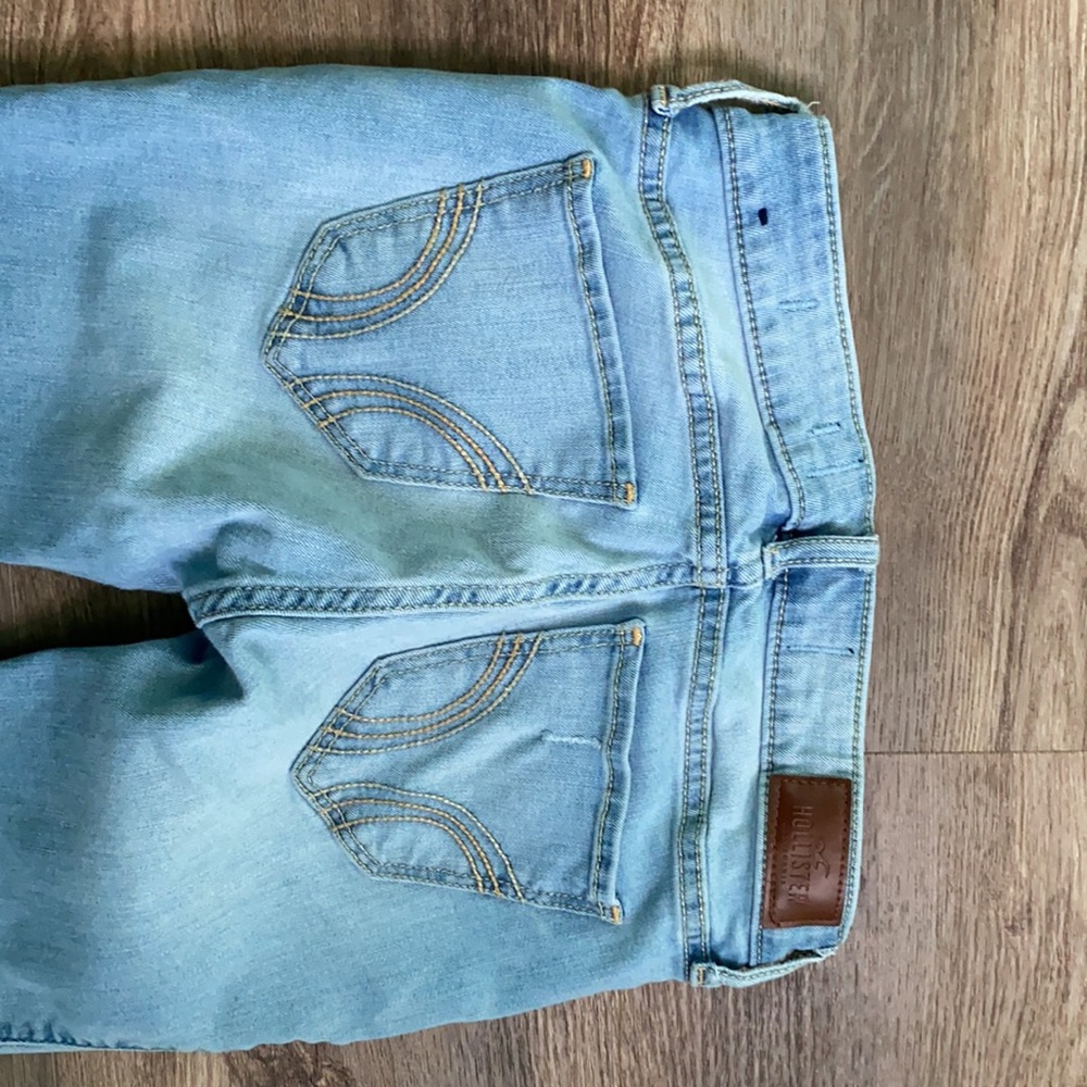Hollister jeans - Picture 3 of 3